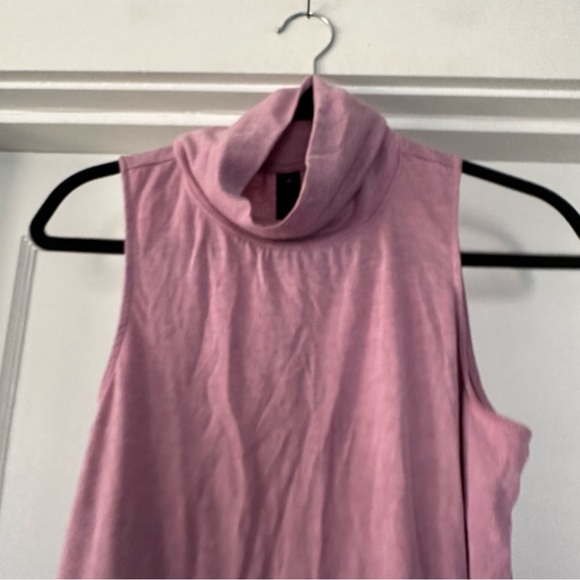 Yogalicious Tank Top Womens M Medium Pink Sleeveless Mock Neck Lightweight - Picture 4 of 5